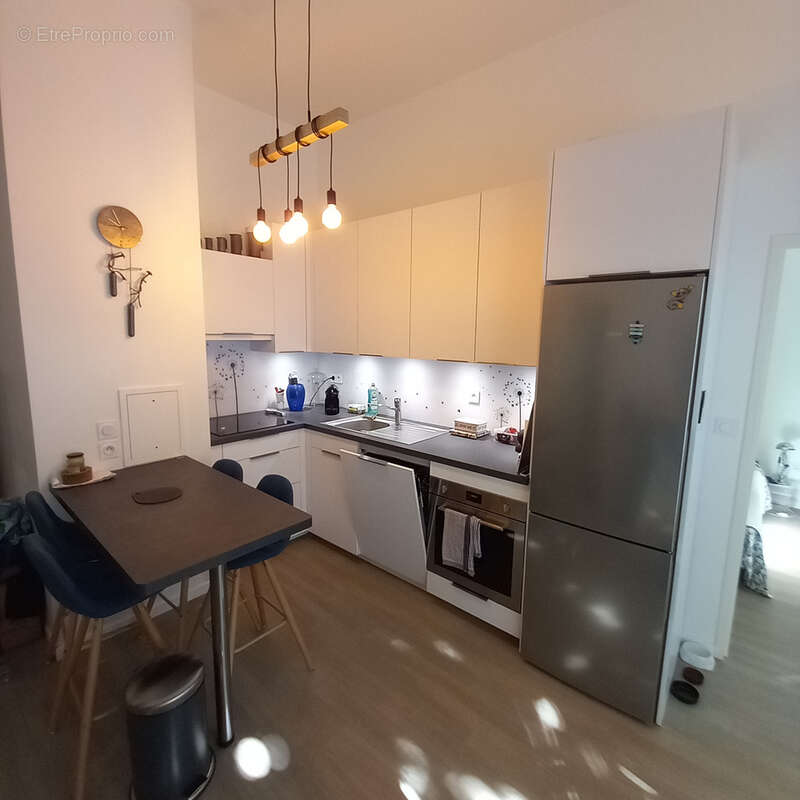 Appartement à PARAY-VIEILLE-POSTE