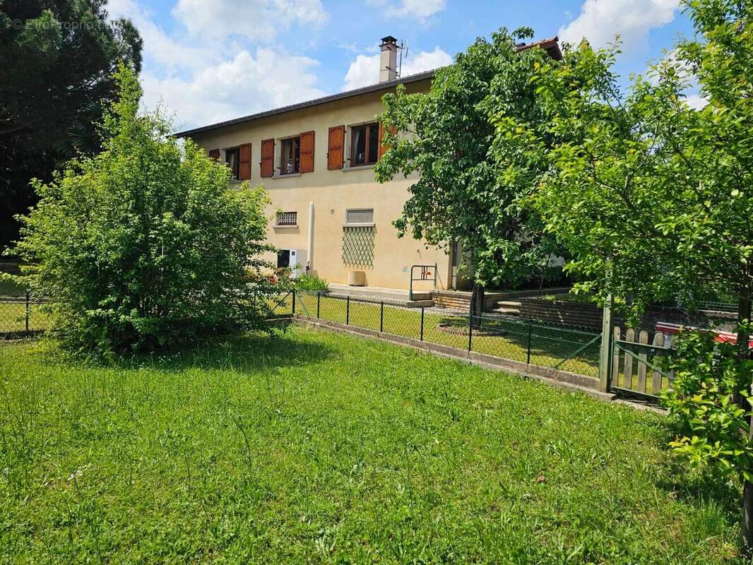 Maison à JARDIN