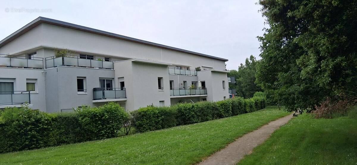 Appartement à BOUGUENAIS