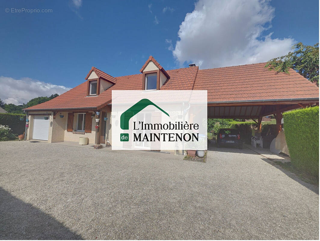 Maison à MAINTENON