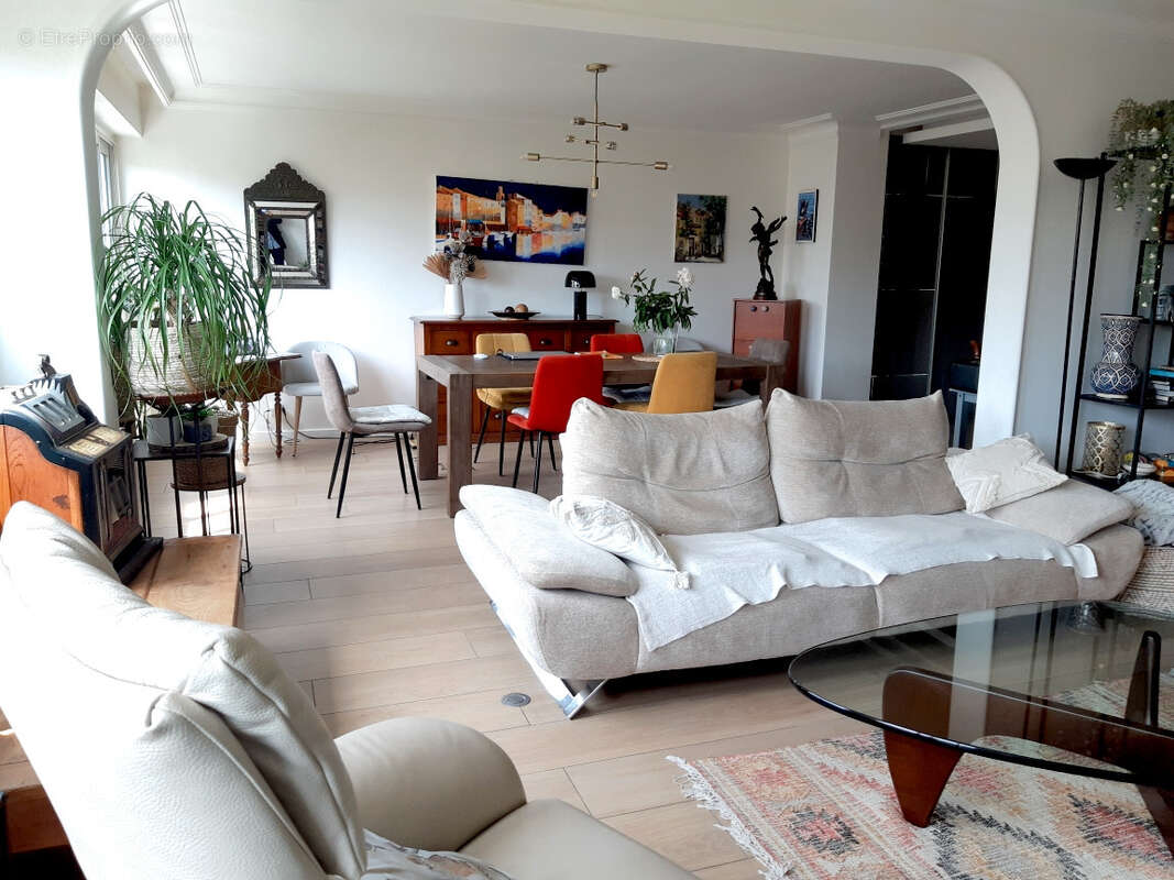 Appartement à HYERES