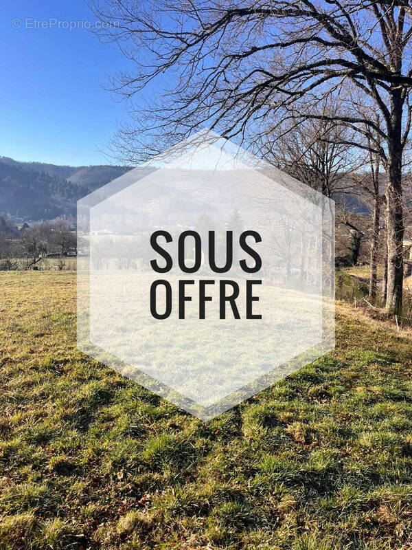 Terrain à SAINT-GENIEZ-D&#039;OLT
