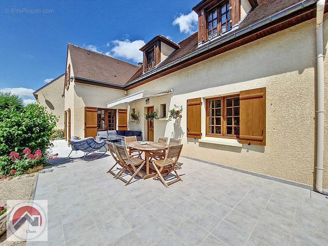 Maison à MARINES