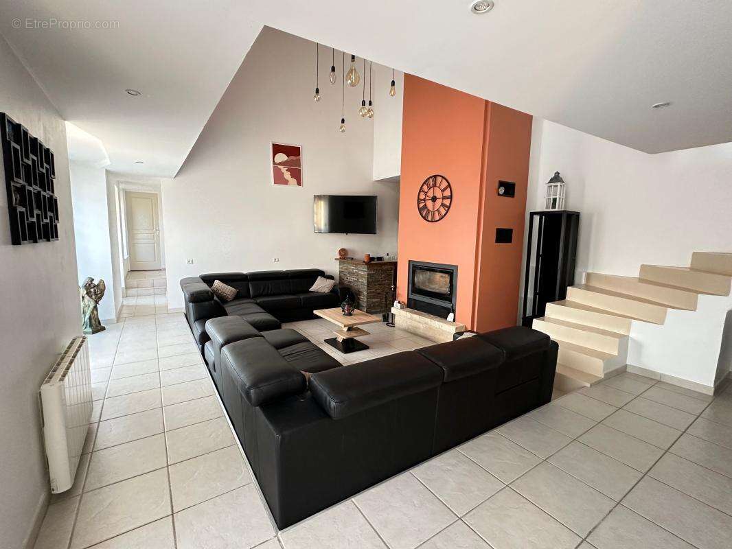 Maison à CHANGIS-SUR-MARNE