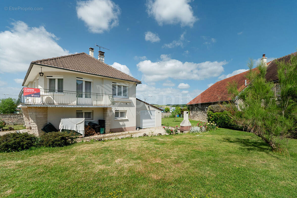 Maison à TONNERRE