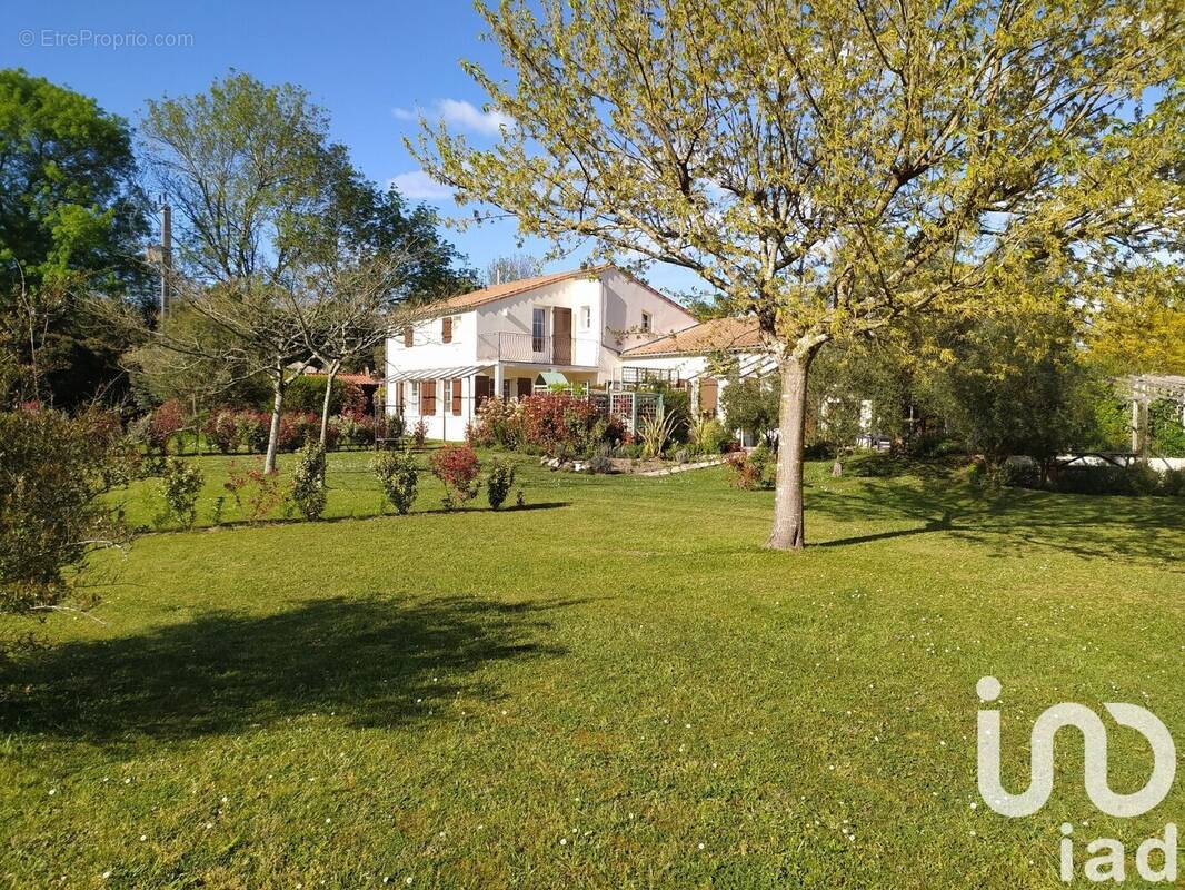 Photo 1 - Maison à MEURSAC