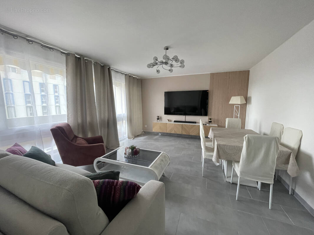 Appartement à MARSEILLE-13E