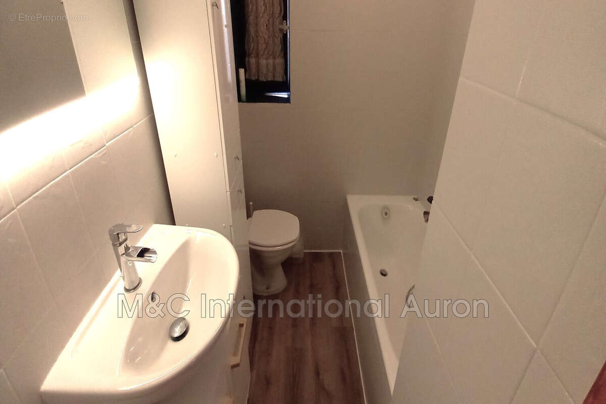 Appartement à SAINT-ETIENNE-DE-TINEE