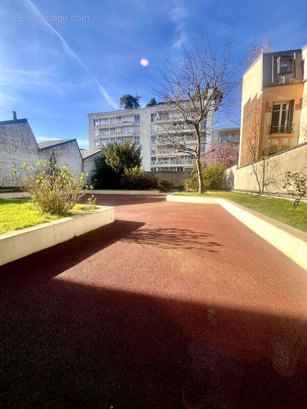 Appartement à ASNIERES-SUR-SEINE