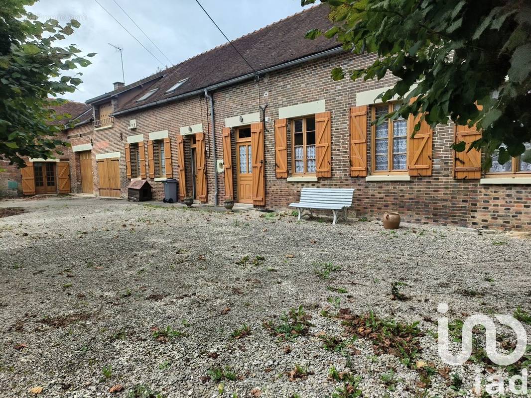 Photo 1 - Maison à CHESSY-LES-PRES