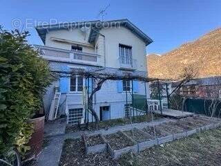 Appartement à SAINT-ETIENNE-DE-TINEE