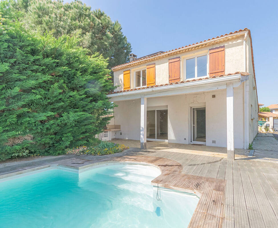 Maison à EYSINES