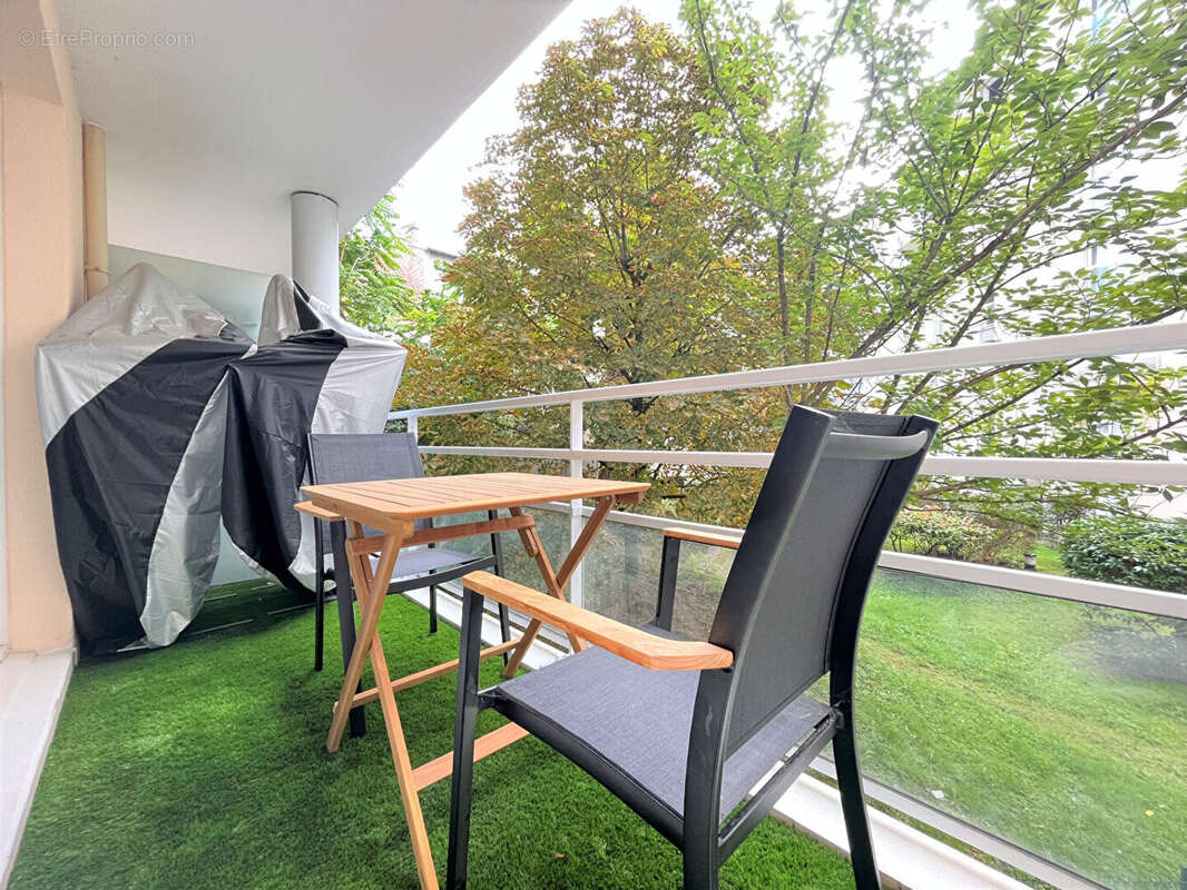 Appartement à SURESNES