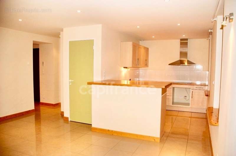 Appartement à PORT-LAUNAY