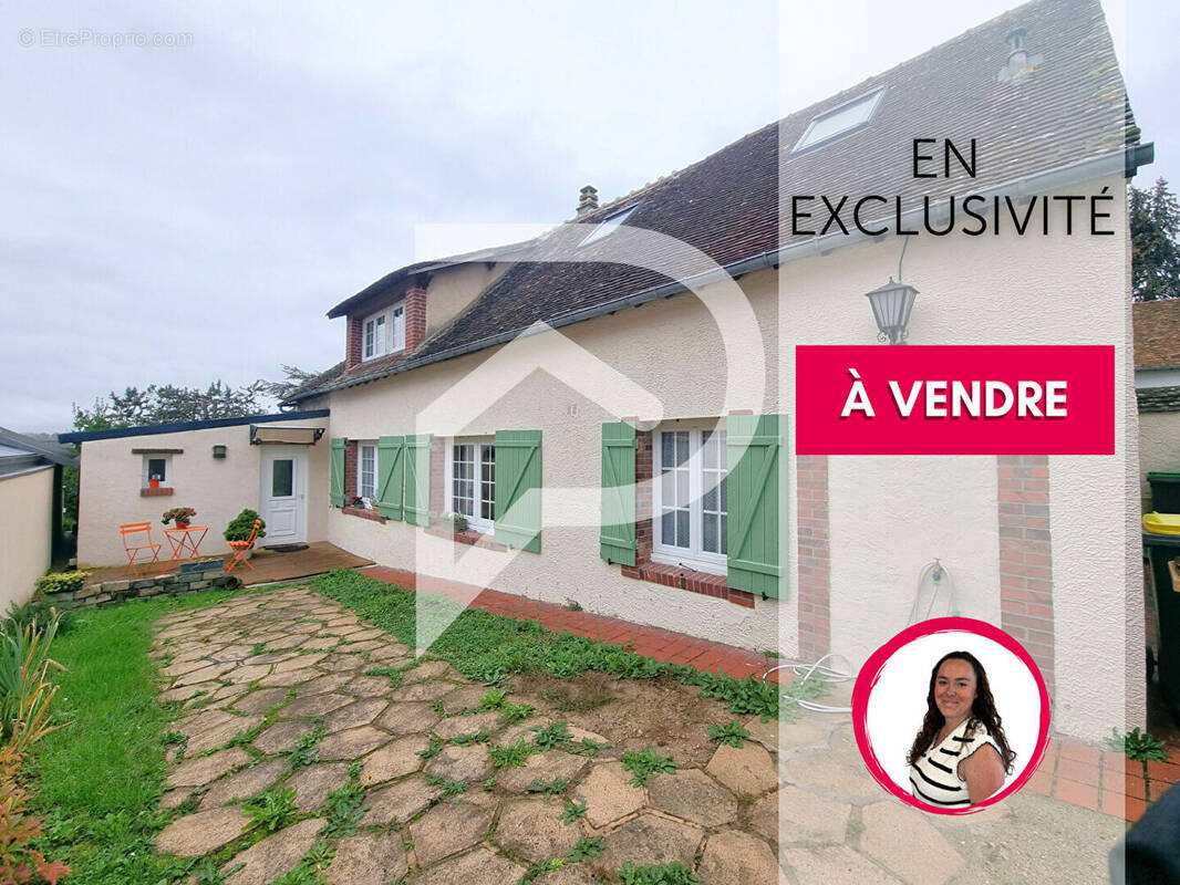 Maison à CHERISY