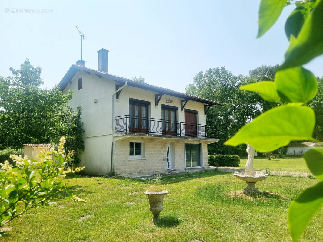 Maison à BAZAS