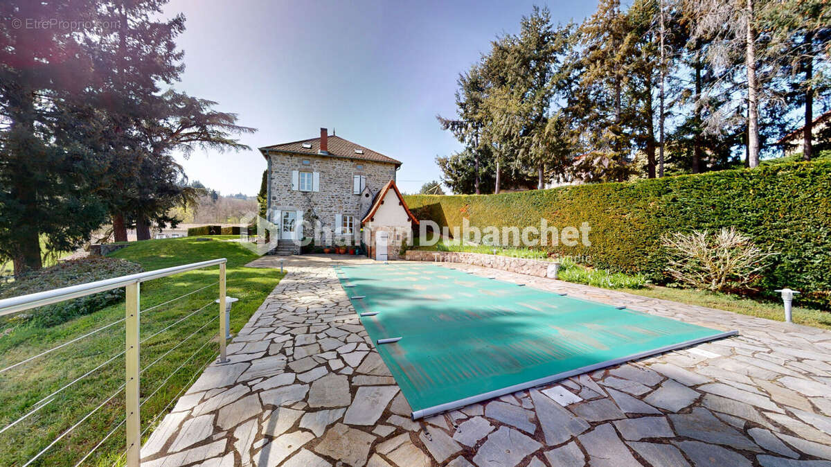 Maison à AMBIERLE