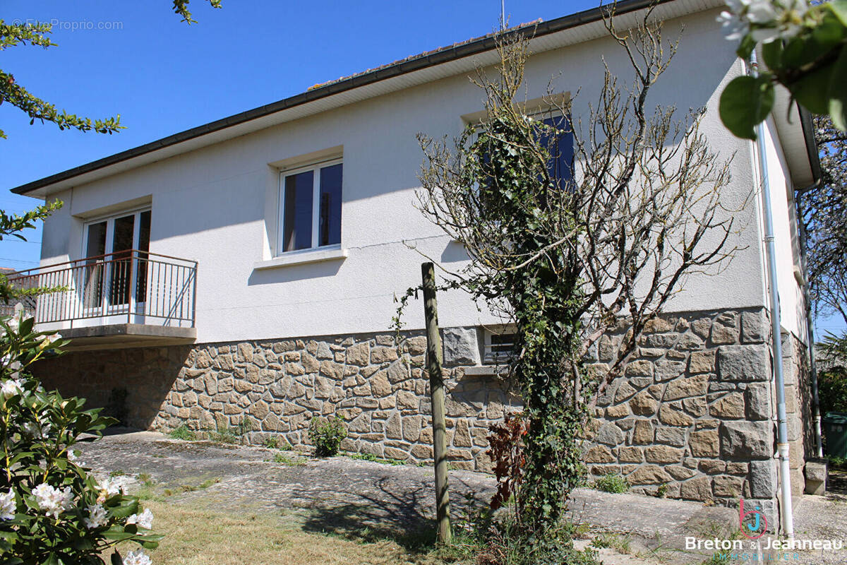 Maison à ERNEE