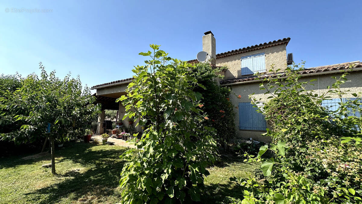 Maison à PERTUIS