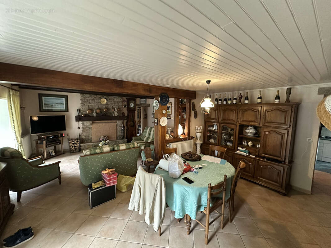 Maison à CAMORS