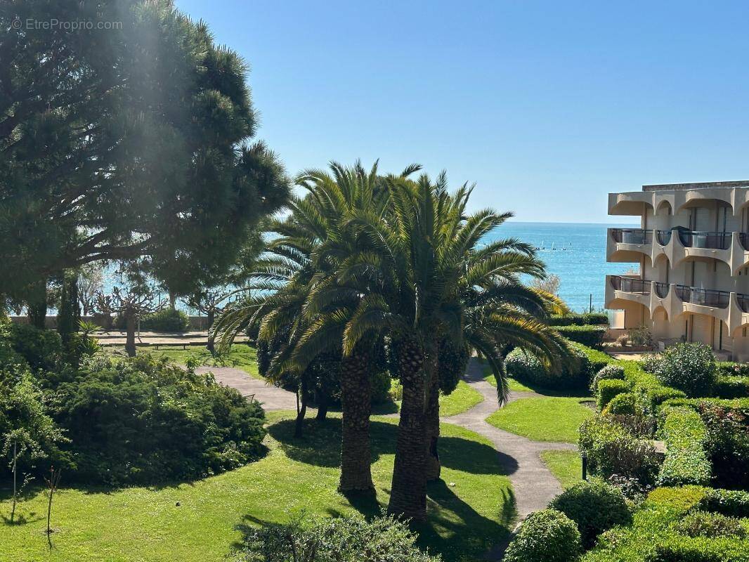 Appartement à VILLENEUVE-LOUBET