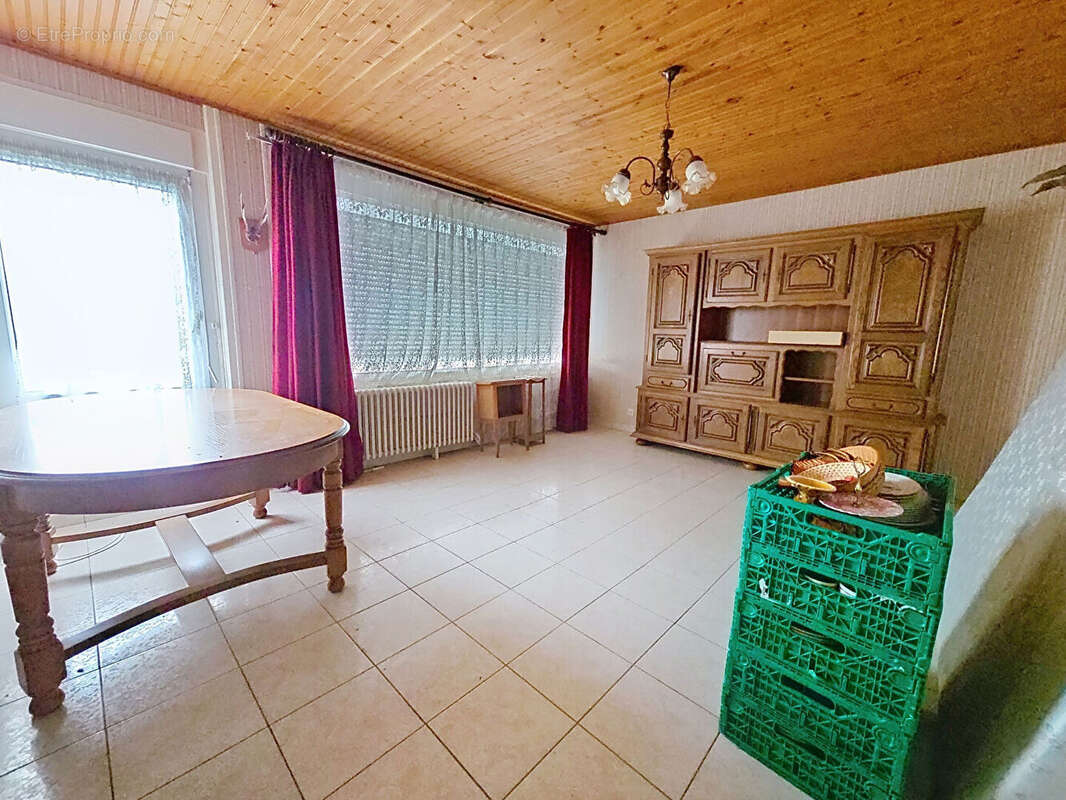 Maison à TAUPONT