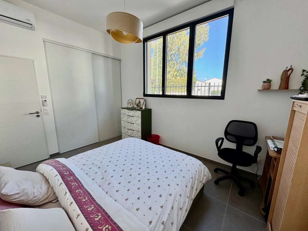 Appartement à VALLAURIS
