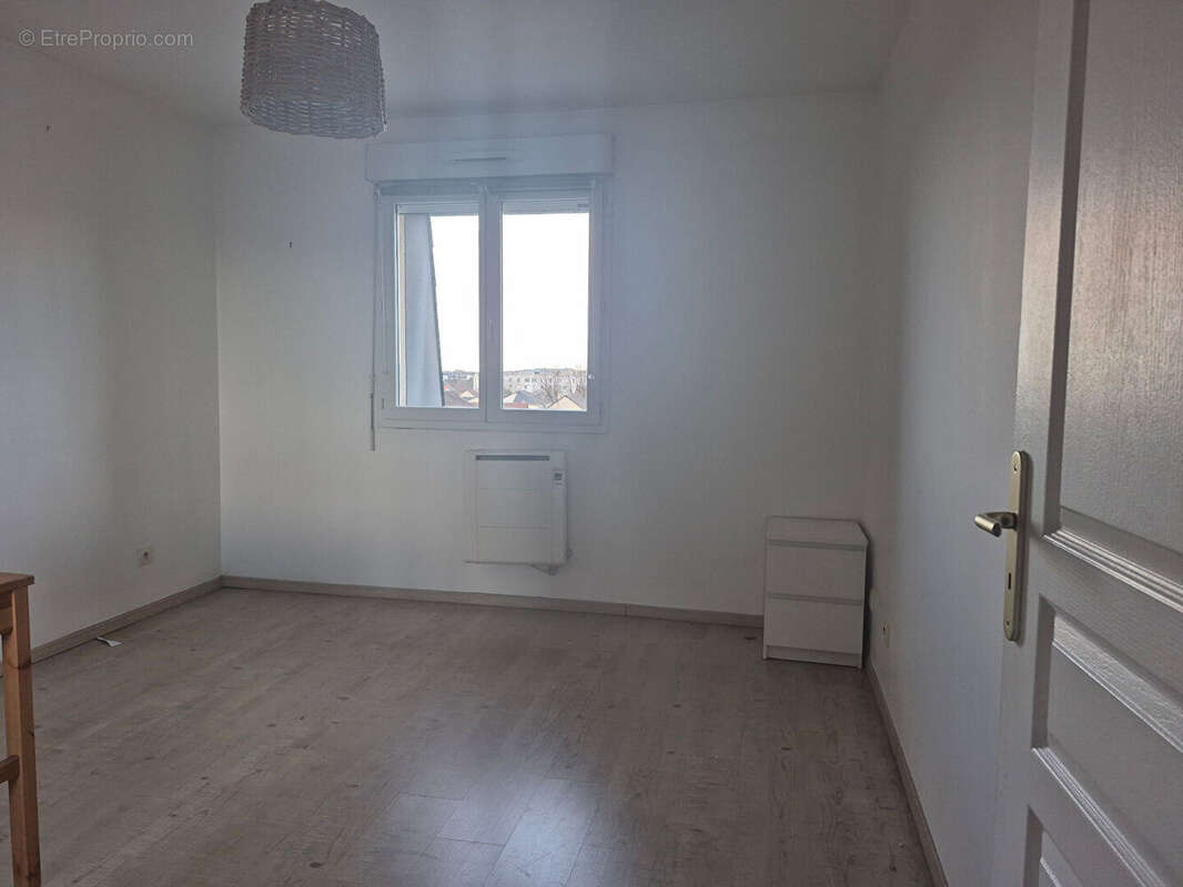 Appartement à LE BLANC-MESNIL