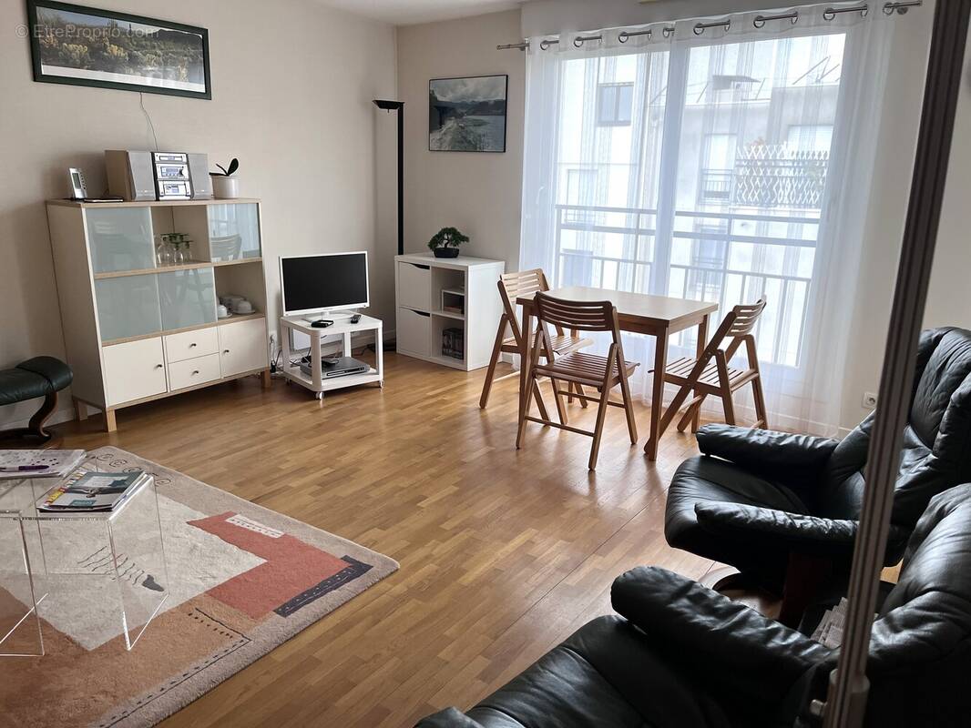 Appartement à ASNIERES-SUR-SEINE