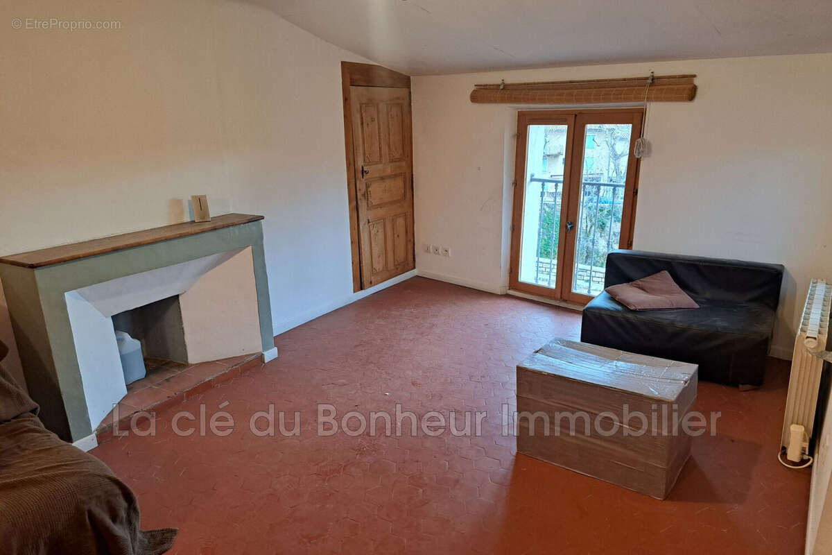 Appartement à MOUSTIERS-SAINTE-MARIE