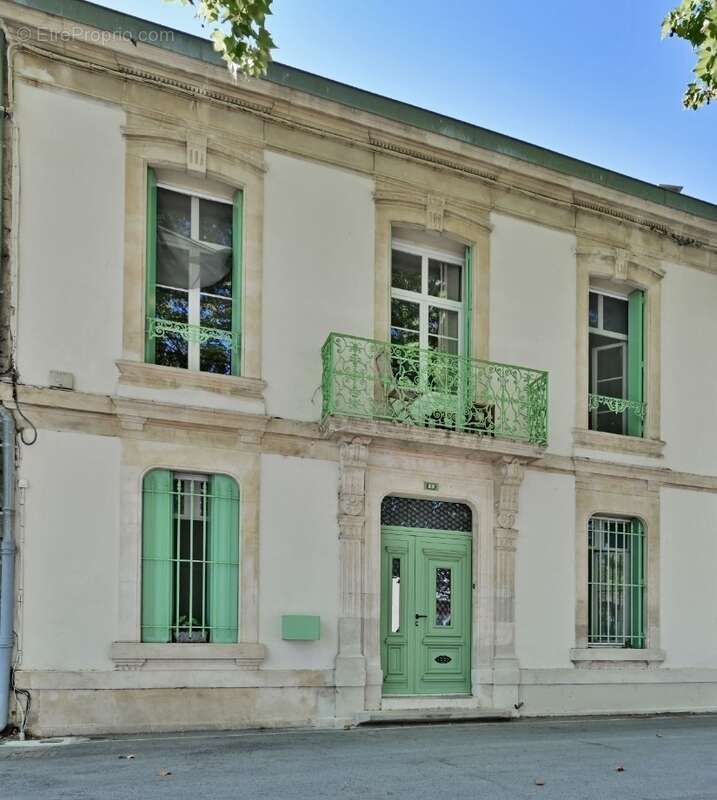 Maison à MAUGUIO