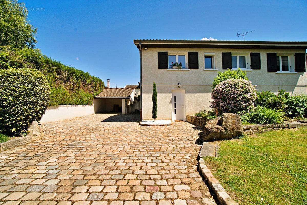 Maison à QUINCIEUX