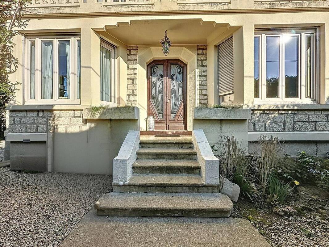 Photo 1 - Maison à VILLENEUVE-SUR-YONNE