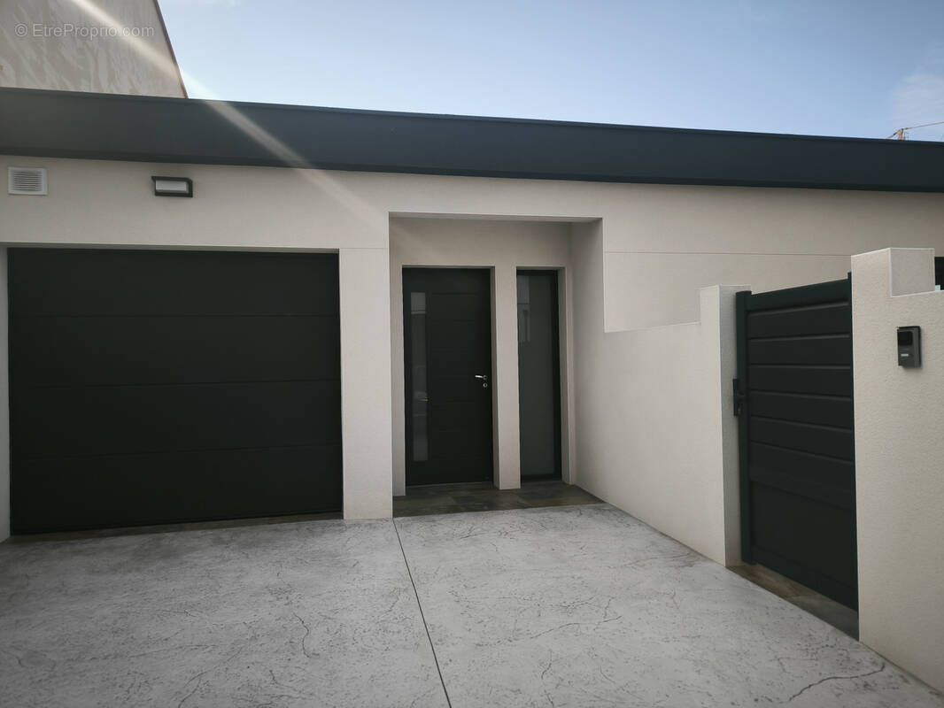 Maison à THUIR