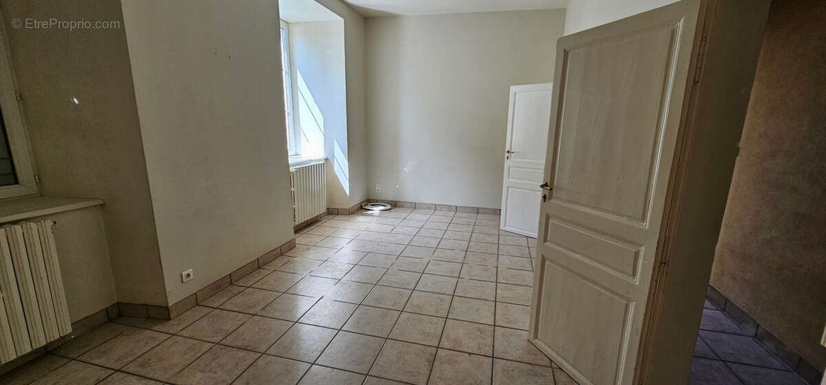Maison à LUBERSAC