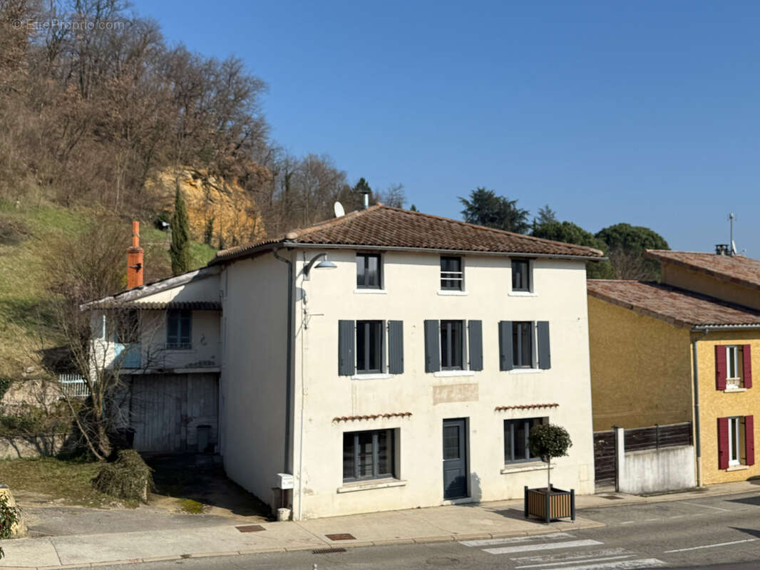 Maison à JARDIN