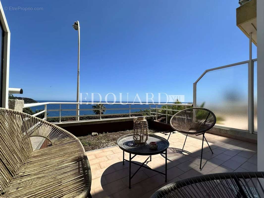 Appartement à ROQUEBRUNE-CAP-MARTIN