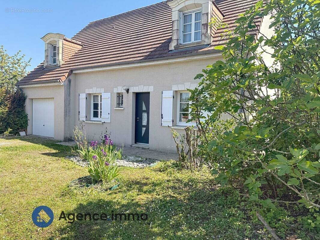 Maison à CHAMBRAY-LES-TOURS