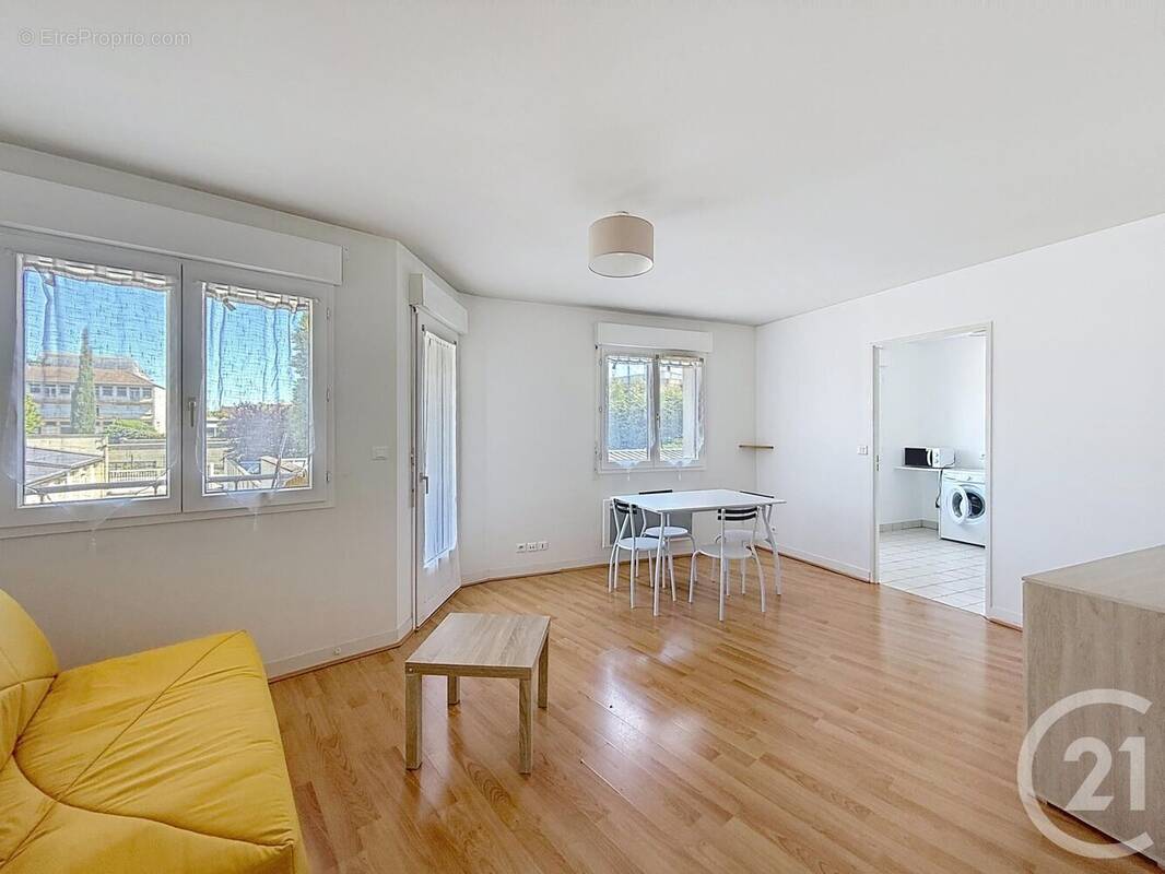 Appartement à SENS
