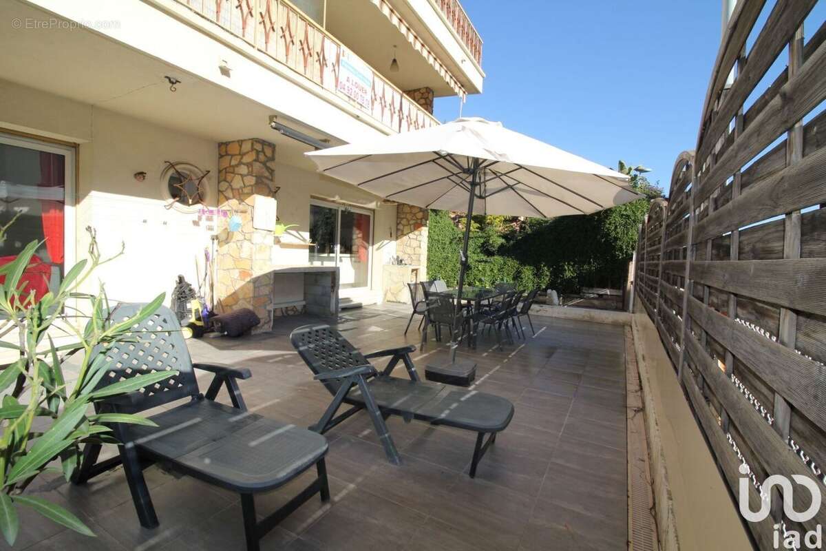 Photo 2 - Appartement à SAINT-LAURENT-DU-VAR