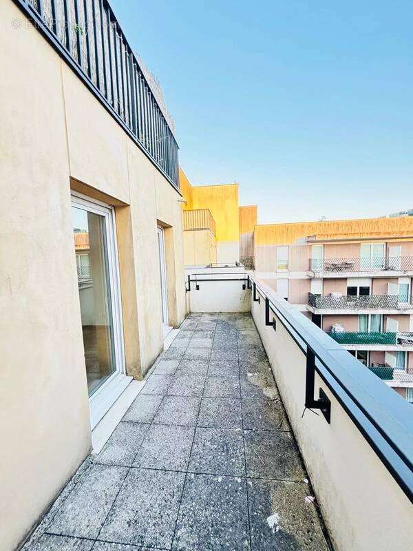 Appartement à VELIZY-VILLACOUBLAY