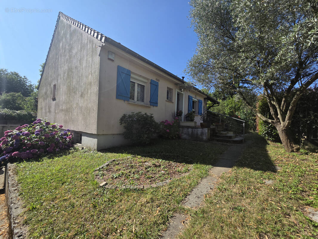 Maison à ROISSY-EN-FRANCE