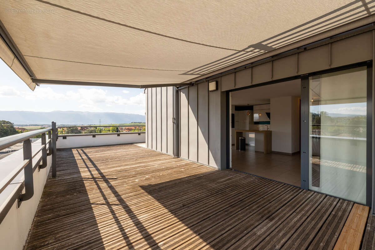 Appartement à SAINT-JULIEN-EN-GENEVOIS