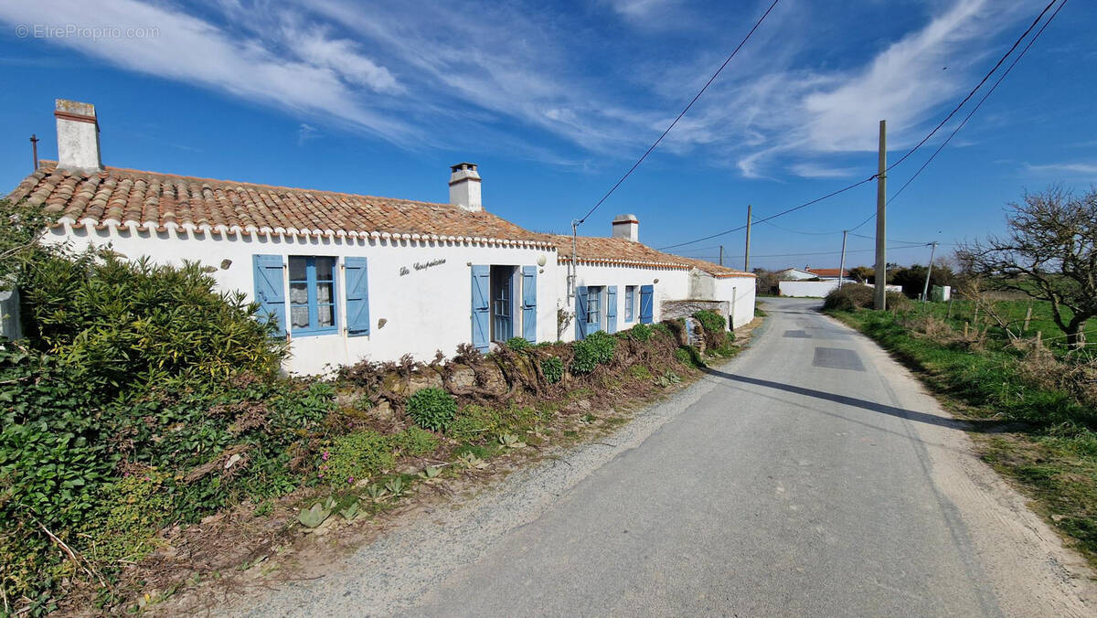 Maison à BOUIN