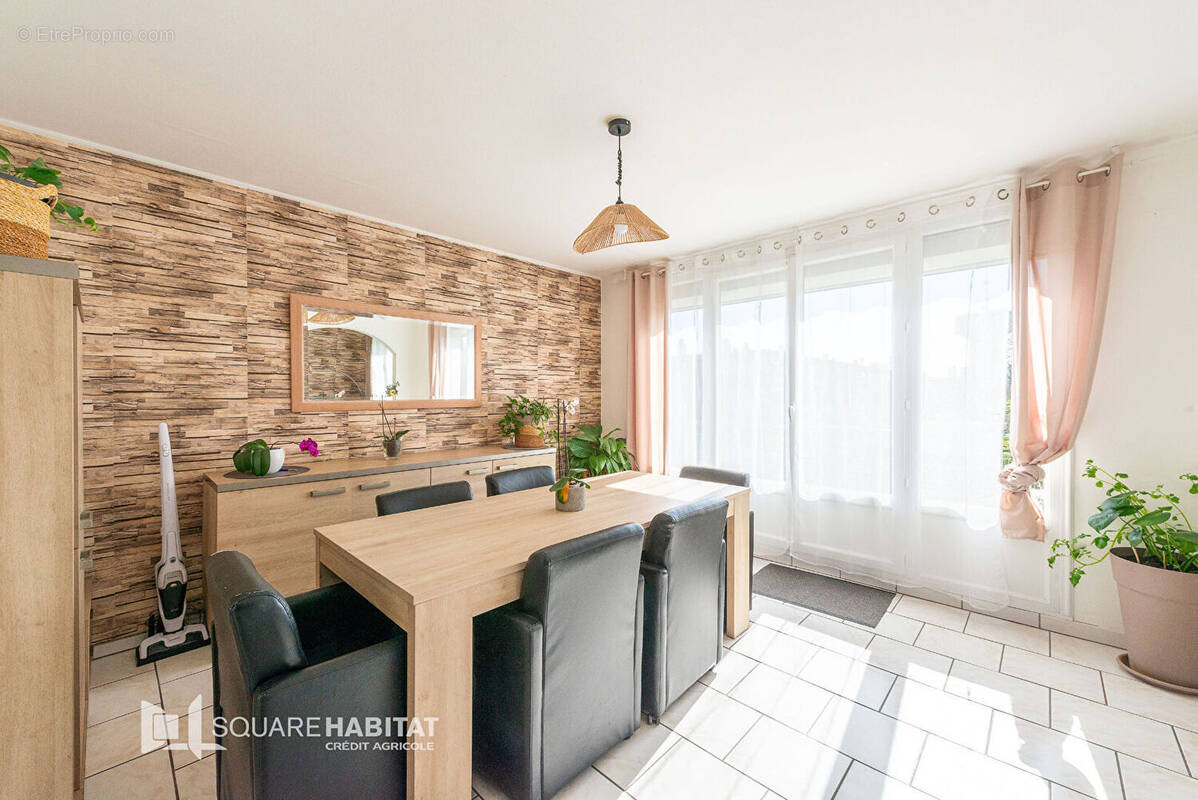 Appartement à ROUSIES