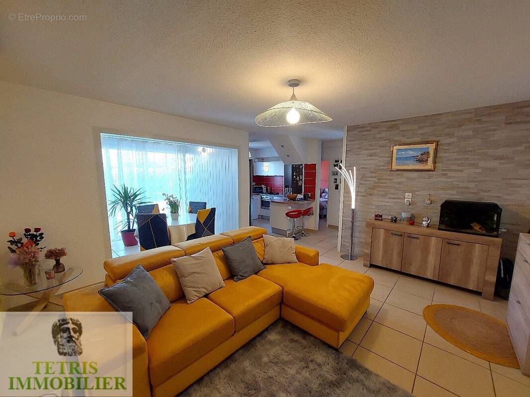 Appartement à PERTUIS