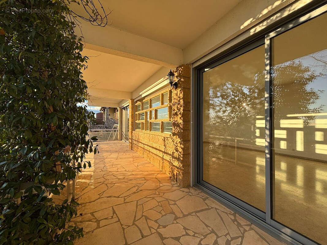 Maison à BEAUCAIRE