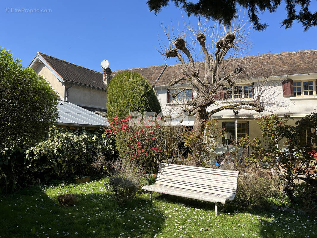 Maison à FONTAINEBLEAU