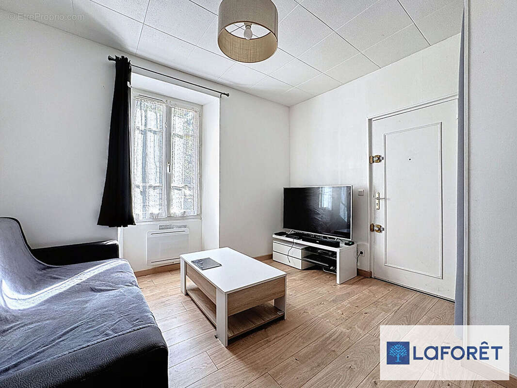 Appartement à BEYNES