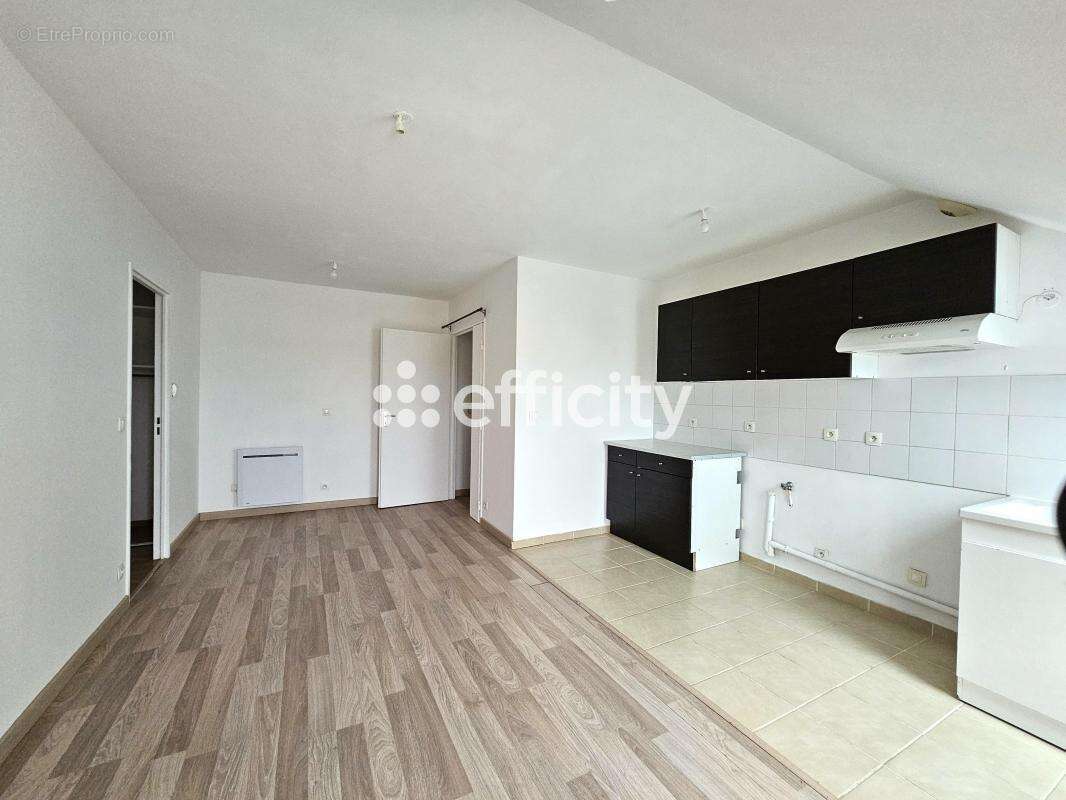 Appartement à NANTEUIL-LE-HAUDOUIN